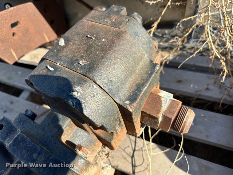 image for item LT9307 Wet kit hydraulic pump