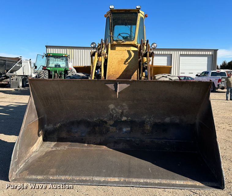 image for item LT9310 1974 Fiat-Allis 745HB  wheel loader