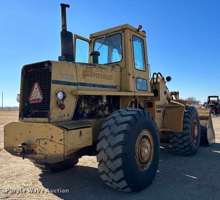 image for item LT9310 1974 Fiat-Allis 745HB  wheel loader