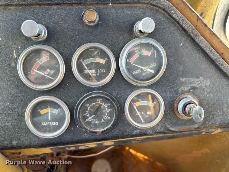 image for item LT9310 1974 Fiat-Allis 745HB  wheel loader