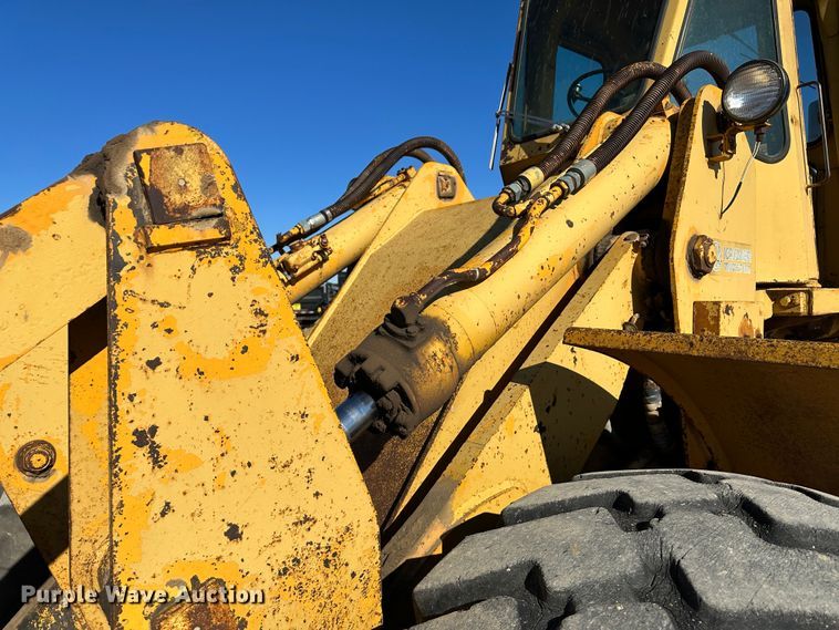 image for item LT9310 1974 Fiat-Allis 745HB  wheel loader