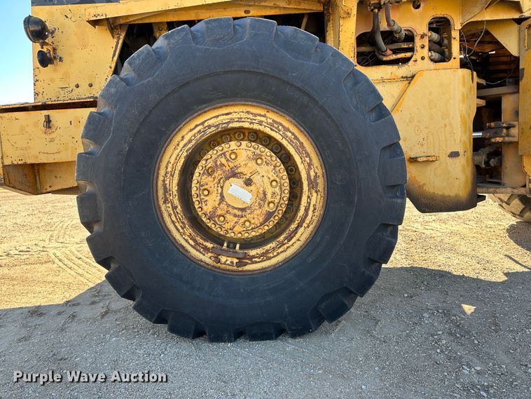 image for item LT9310 1974 Fiat-Allis 745HB  wheel loader