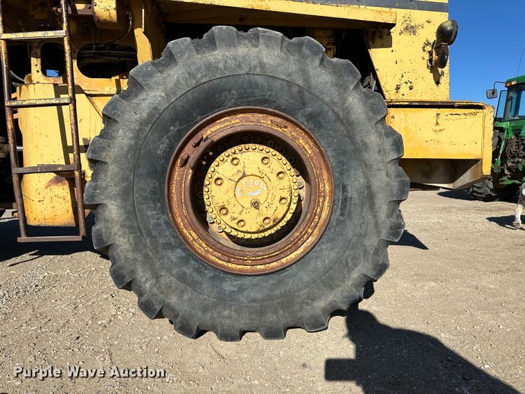 image for item LT9310 1974 Fiat-Allis 745HB  wheel loader