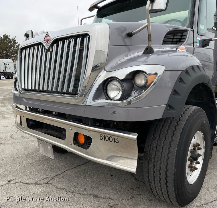 image for item MA9809 2016 International 7600  vacuum truck