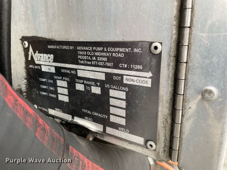 image for item MA9809 2016 International 7600  vacuum truck