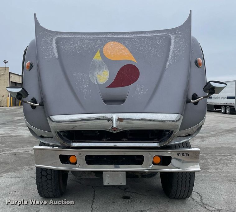 image for item MA9809 2016 International 7600  vacuum truck