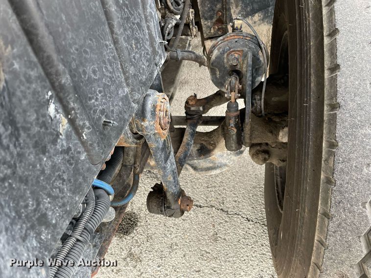 image for item MA9809 2016 International 7600  vacuum truck