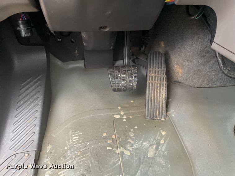 image for item MA9844 2008 Freightliner Business Class M2  bucket truck