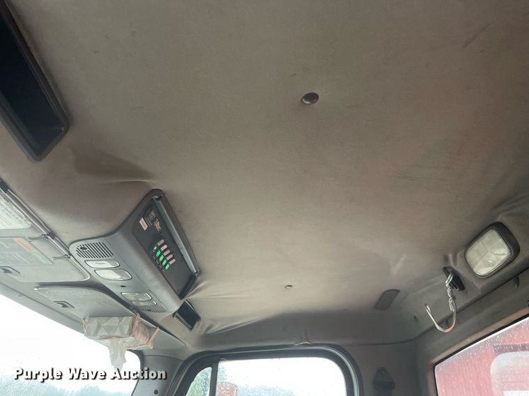 image for item MA9844 2008 Freightliner Business Class M2  bucket truck