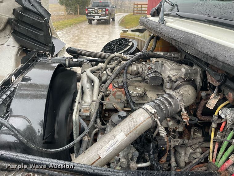 image for item MA9844 2008 Freightliner Business Class M2  bucket truck