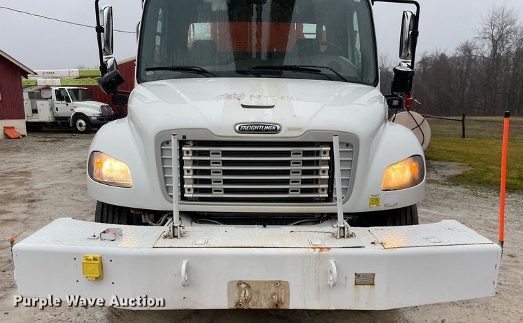 image for item MA9844 2008 Freightliner Business Class M2  bucket truck