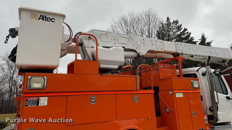 image for item MA9844 2008 Freightliner Business Class M2  bucket truck