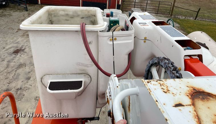 image for item MA9844 2008 Freightliner Business Class M2  bucket truck