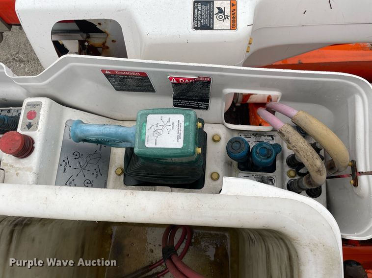 image for item MA9844 2008 Freightliner Business Class M2  bucket truck