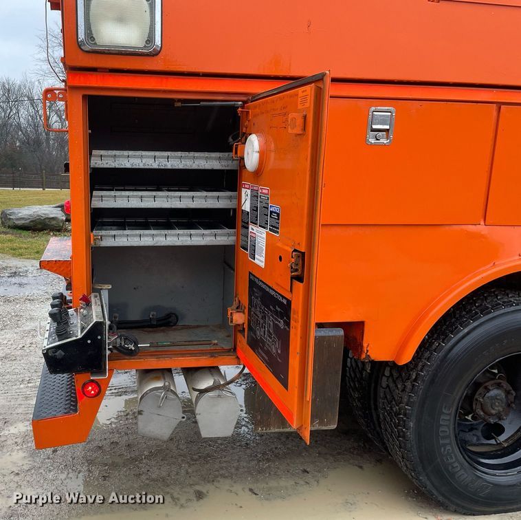 image for item MA9844 2008 Freightliner Business Class M2  bucket truck