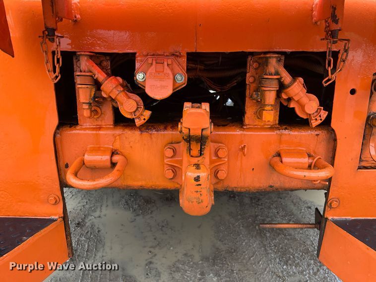 image for item MA9844 2008 Freightliner Business Class M2  bucket truck