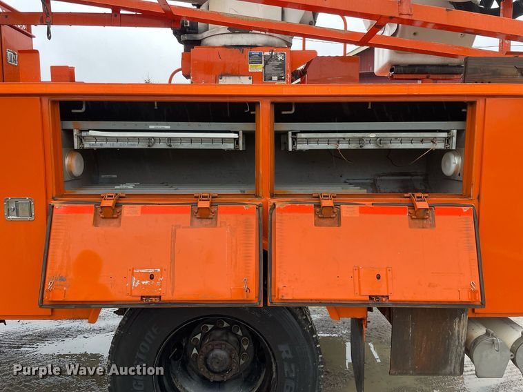 image for item MA9844 2008 Freightliner Business Class M2  bucket truck