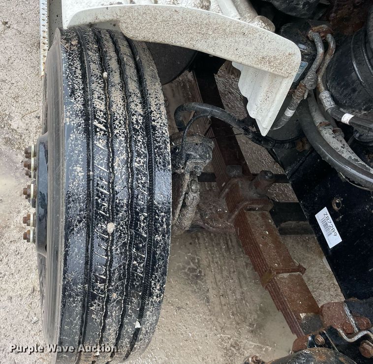 image for item MA9844 2008 Freightliner Business Class M2  bucket truck