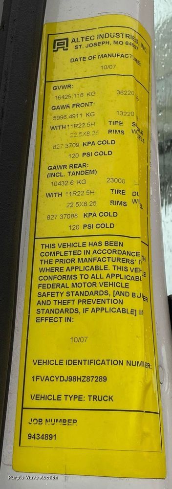 image for item MA9844 2008 Freightliner Business Class M2  bucket truck