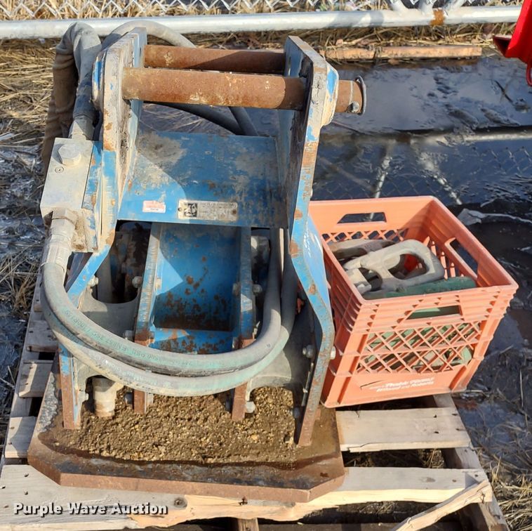 image for item MD9291 Backhoe attachments