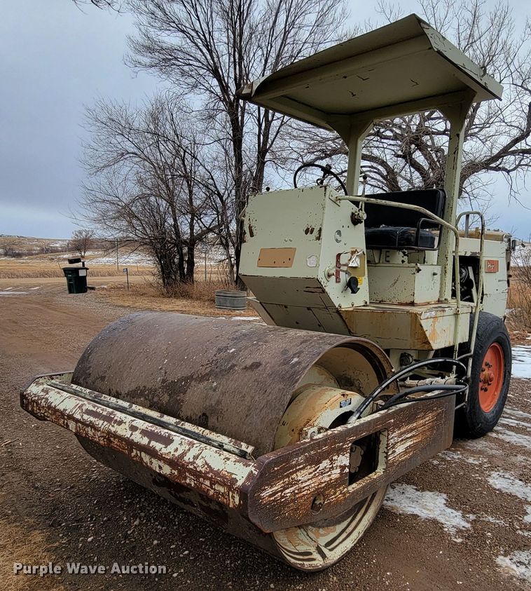 image for item ME9656 Rex SP700  single drum vibratory roller