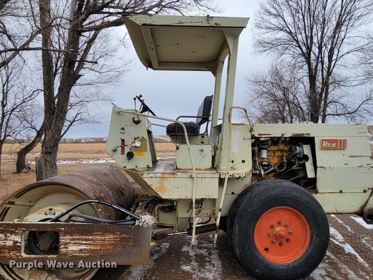 image for item ME9656 Rex SP700  single drum vibratory roller