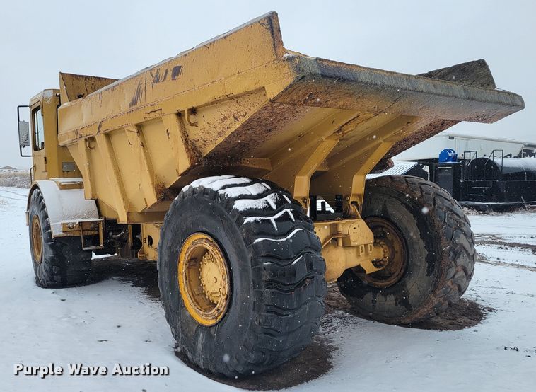 image for item ME9658 Caterpillar D25  haul truck