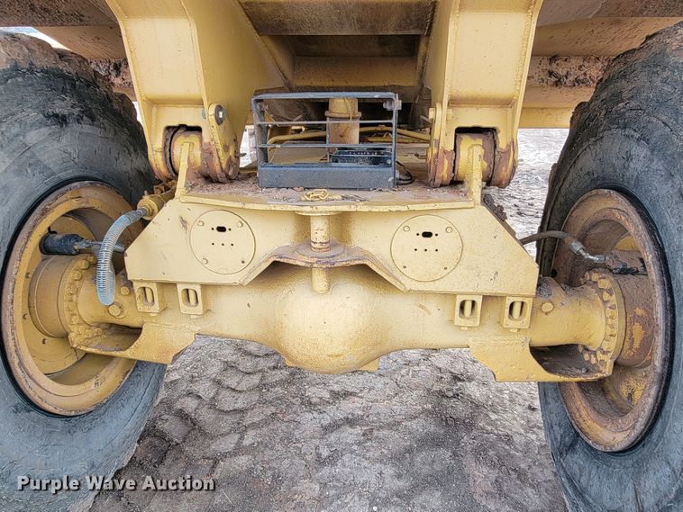 image for item ME9658 Caterpillar D25  haul truck