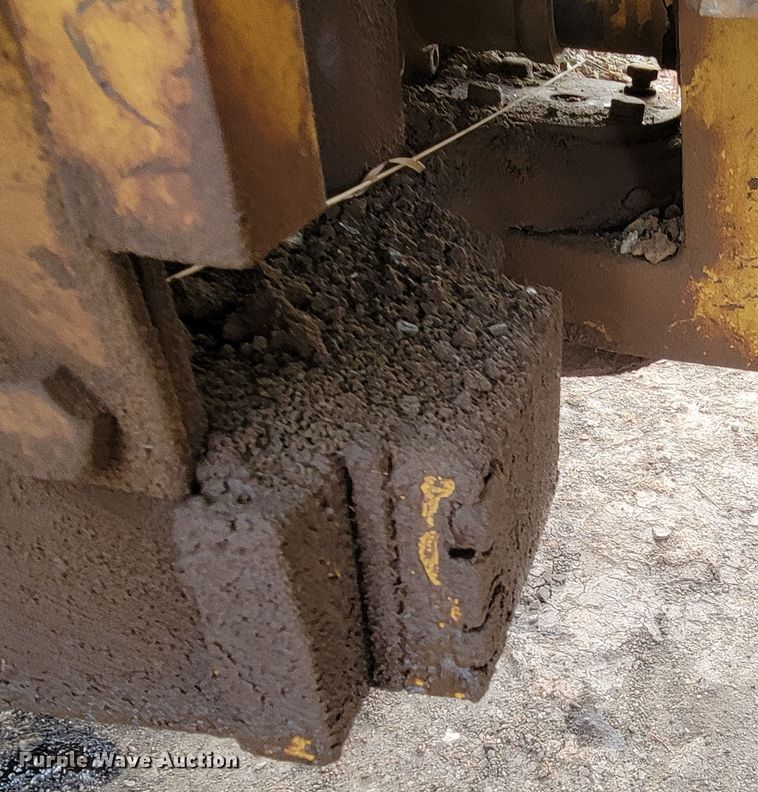 image for item ME9658 Caterpillar D25  haul truck