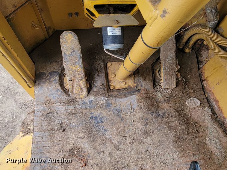 image for item ME9658 Caterpillar D25  haul truck