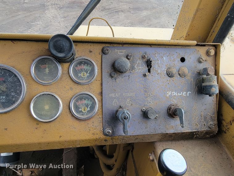 image for item ME9658 Caterpillar D25  haul truck