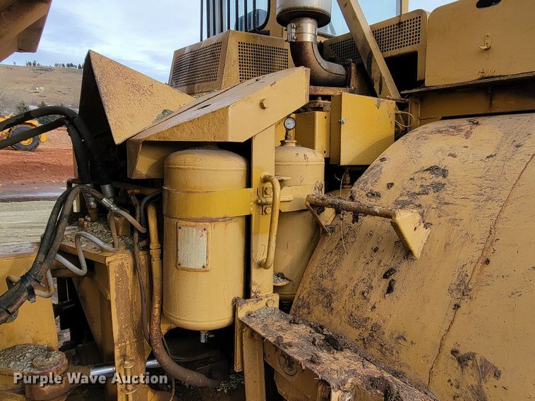 image for item ME9658 Caterpillar D25  haul truck