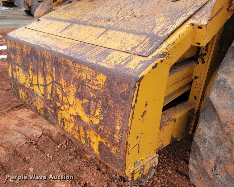 image for item ME9659 1983 John Deere 862  elevating scraper