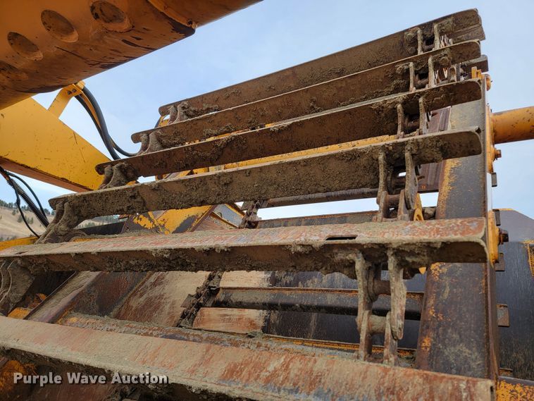 image for item ME9659 1983 John Deere 862  elevating scraper