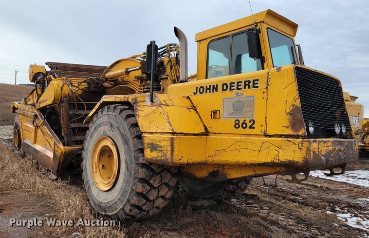 image for item ME9660 1984 John Deere 862  elevating scraper
