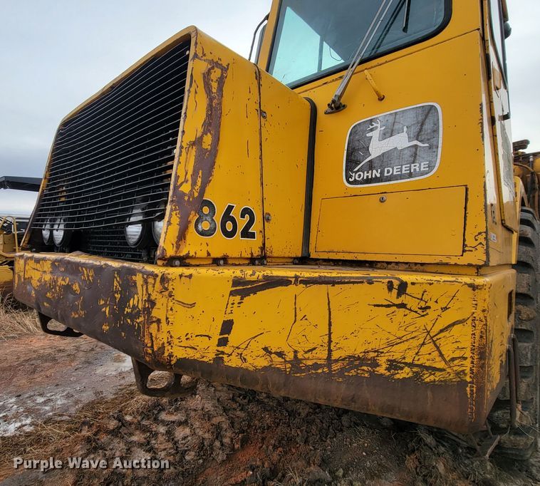 image for item ME9660 1984 John Deere 862  elevating scraper