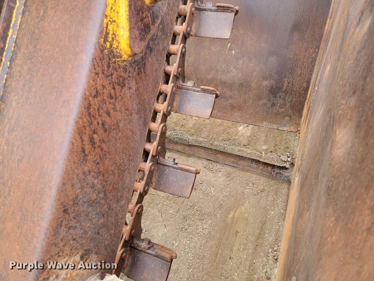 image for item ME9660 1984 John Deere 862  elevating scraper