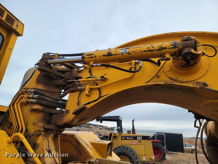 image for item ME9660 1984 John Deere 862  elevating scraper