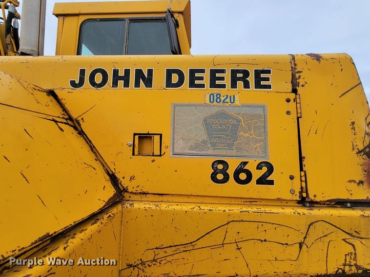image for item ME9660 1984 John Deere 862  elevating scraper