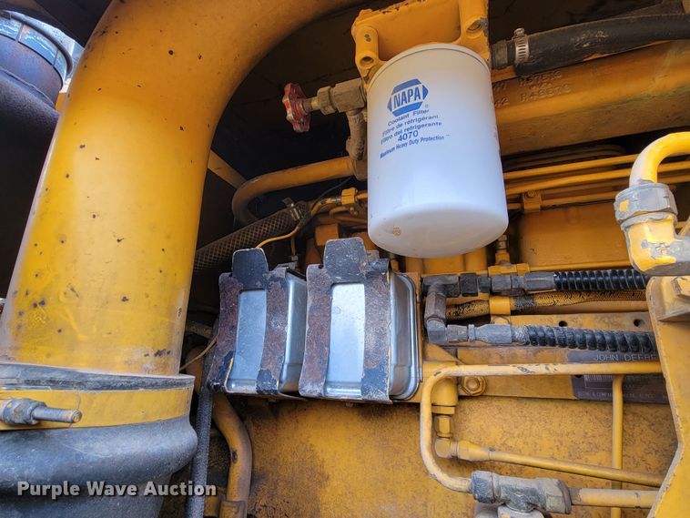 image for item ME9660 1984 John Deere 862  elevating scraper