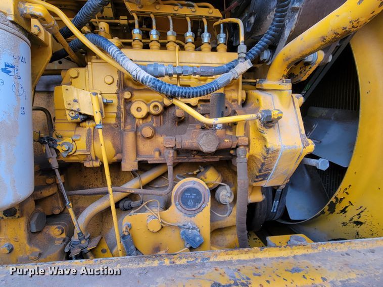 image for item ME9660 1984 John Deere 862  elevating scraper