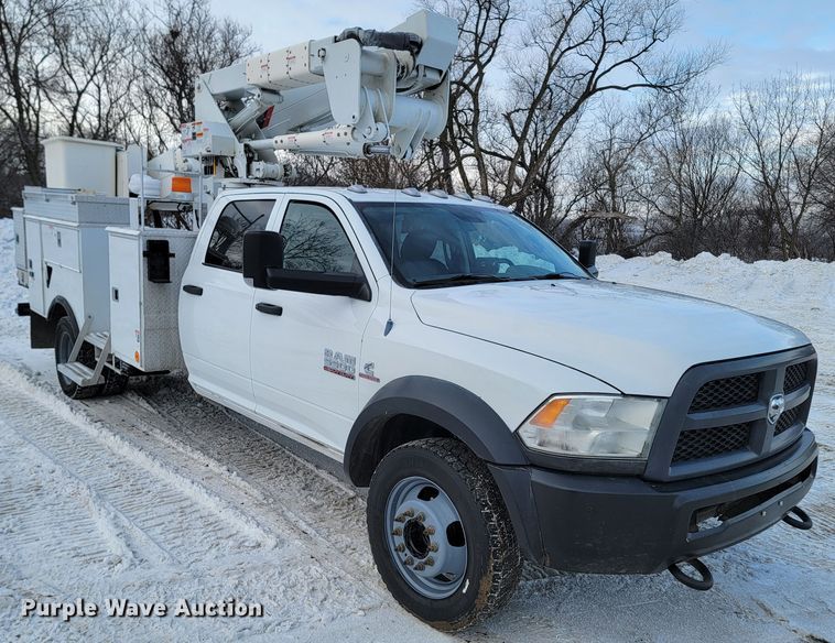 image for item ME9661 2013 Dodge Ram 5500HD  Crew Cab bucket truck