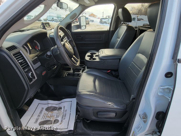 image for item ME9661 2013 Dodge Ram 5500HD  Crew Cab bucket truck