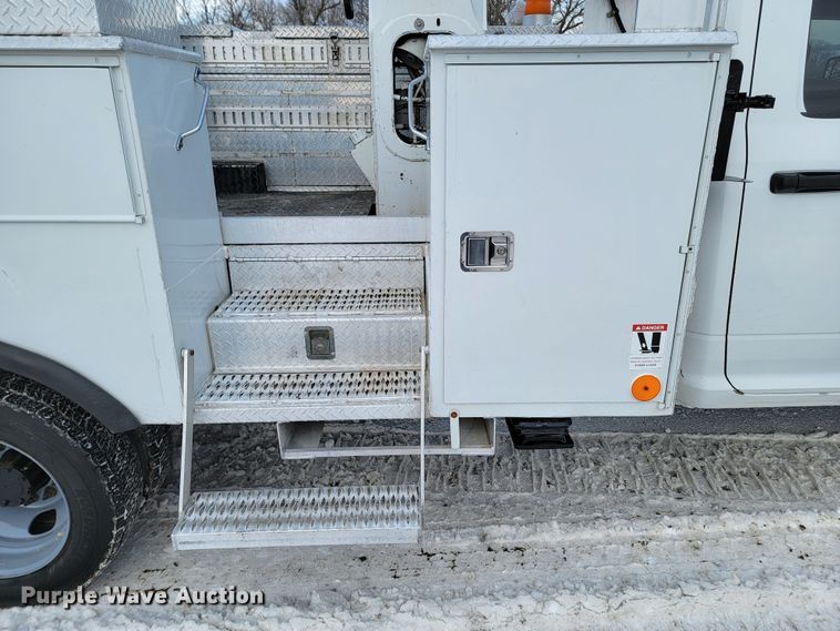 image for item ME9661 2013 Dodge Ram 5500HD  Crew Cab bucket truck