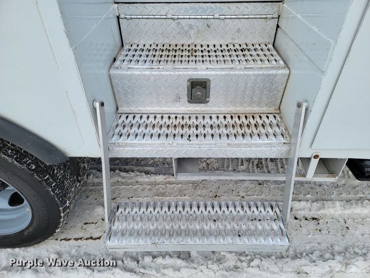 image for item ME9661 2013 Dodge Ram 5500HD  Crew Cab bucket truck