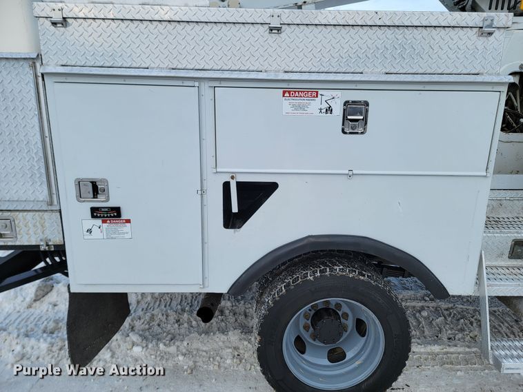 image for item ME9661 2013 Dodge Ram 5500HD  Crew Cab bucket truck