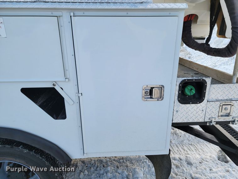 image for item ME9661 2013 Dodge Ram 5500HD  Crew Cab bucket truck