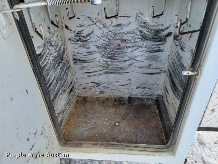 image for item ME9661 2013 Dodge Ram 5500HD  Crew Cab bucket truck