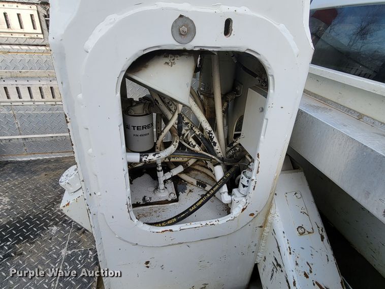 image for item ME9661 2013 Dodge Ram 5500HD  Crew Cab bucket truck