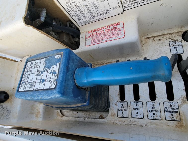 image for item ME9661 2013 Dodge Ram 5500HD  Crew Cab bucket truck